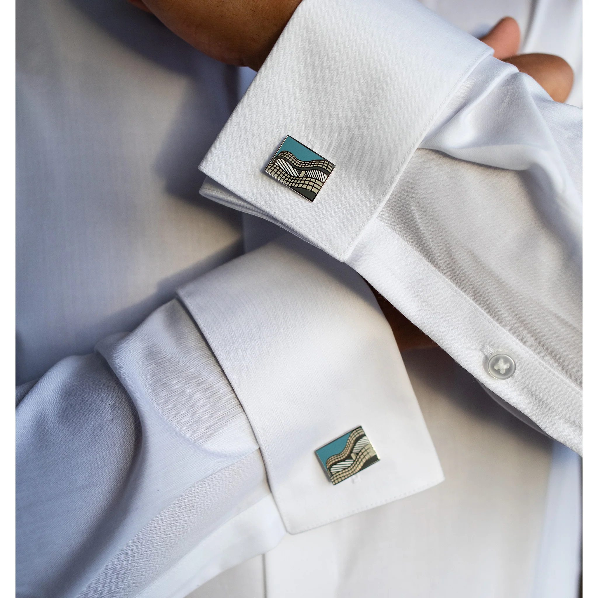 Getty Curve Cuff Links - Image 4